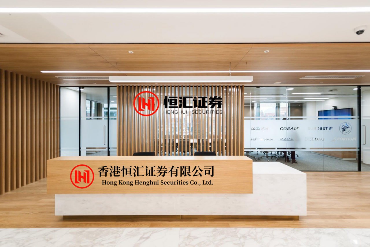 同花配 古茗果汁卖向商超、零食店，新茶饮们正加码瓶装生意